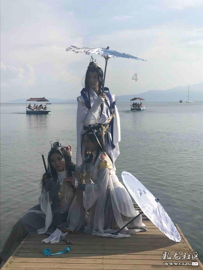 逃离古老的乡村房子